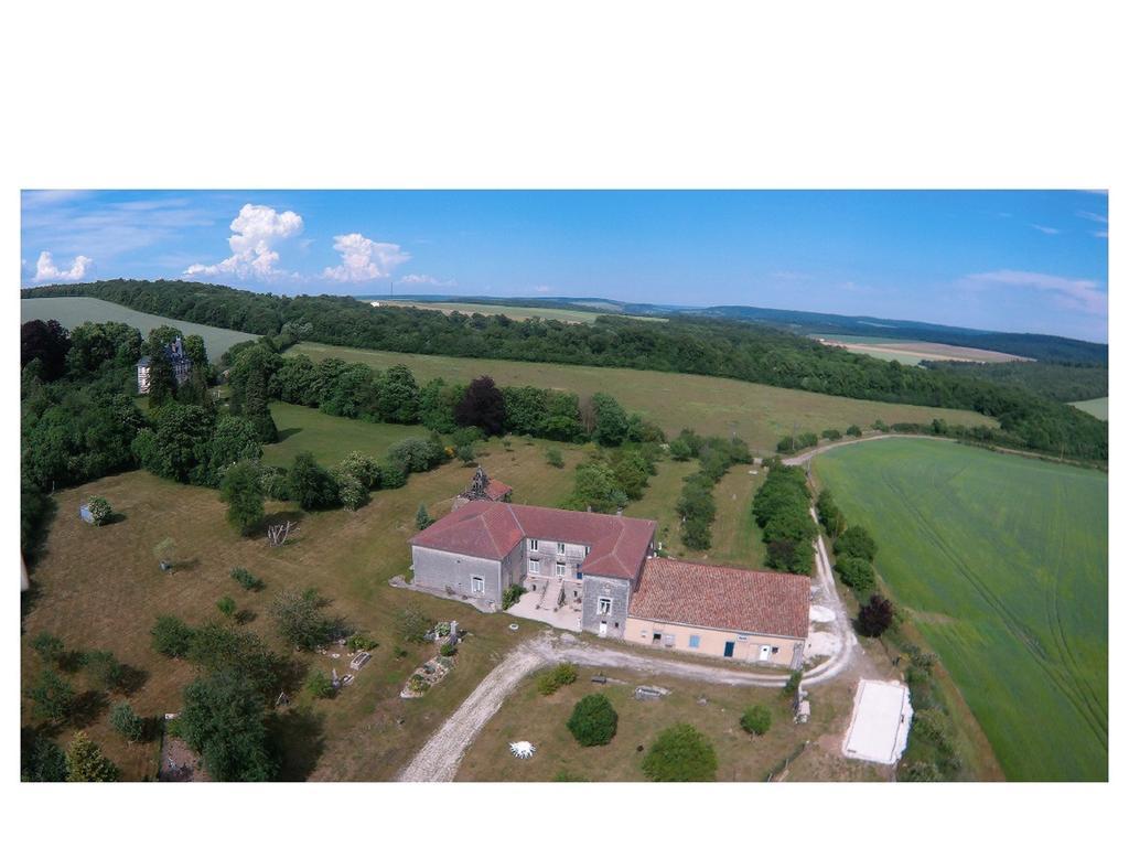 Les Gites De Morville Malaumont Экстерьер фото